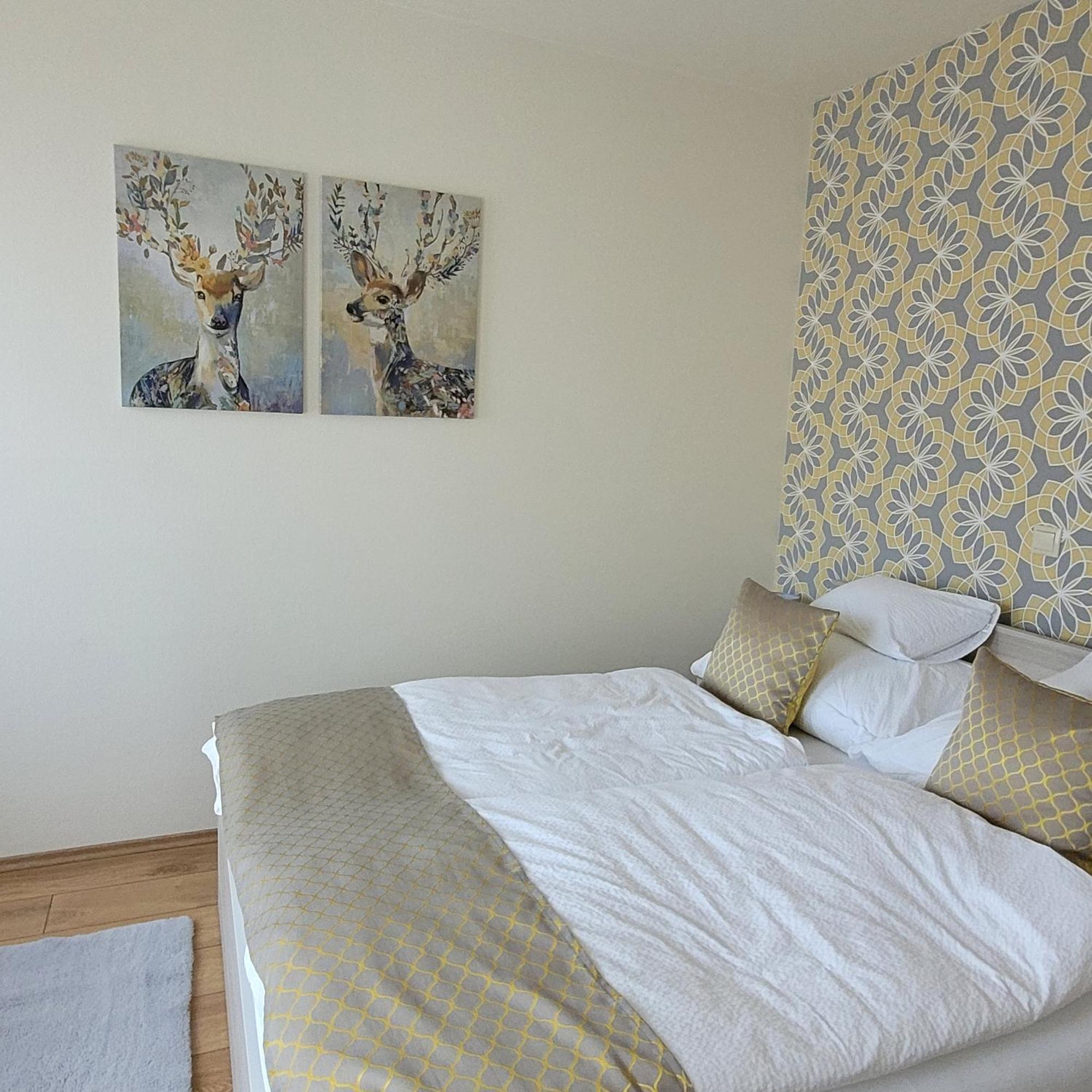 Silver Lodge Apartment 1 Eger Extérieur photo